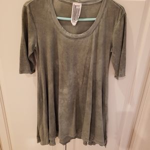 Free People Distressed 3/4 Sleeve Tunic, XS
